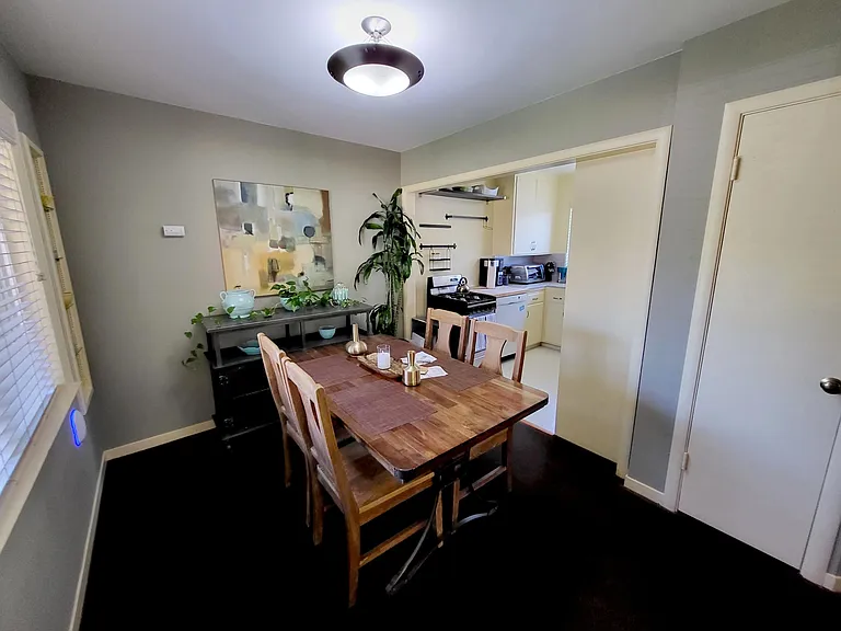 1350 Hoover St #4 — Photo 5