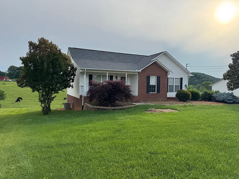 6832 Greenbrook Dr — Photo 3
