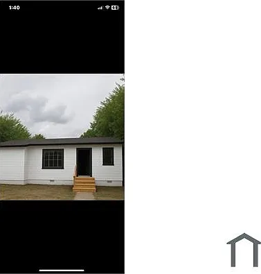 1019 Poinsettia — Photo 1