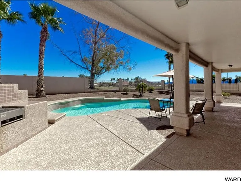 820 Granada Vereda — Photo 21
