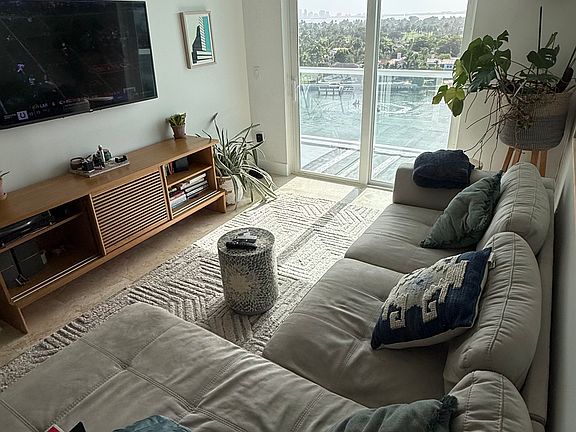 5th image of 5880 Collins Ave APT 1104