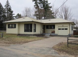 10 Freeman St, Tupper Lake, NY 12986