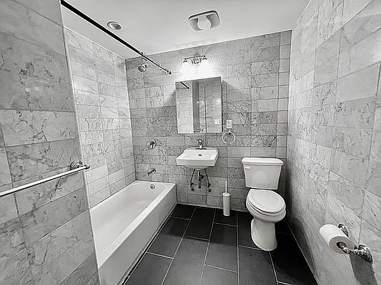 5th image of 422 W 160th St APT 1