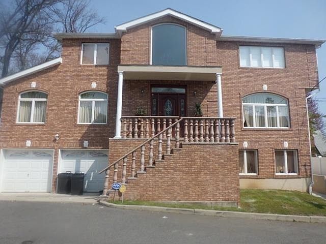 1st image of 93 Monticello Ter