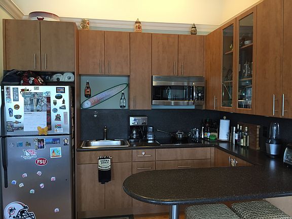 2nd image of 1521 Lenox Ave APT 306