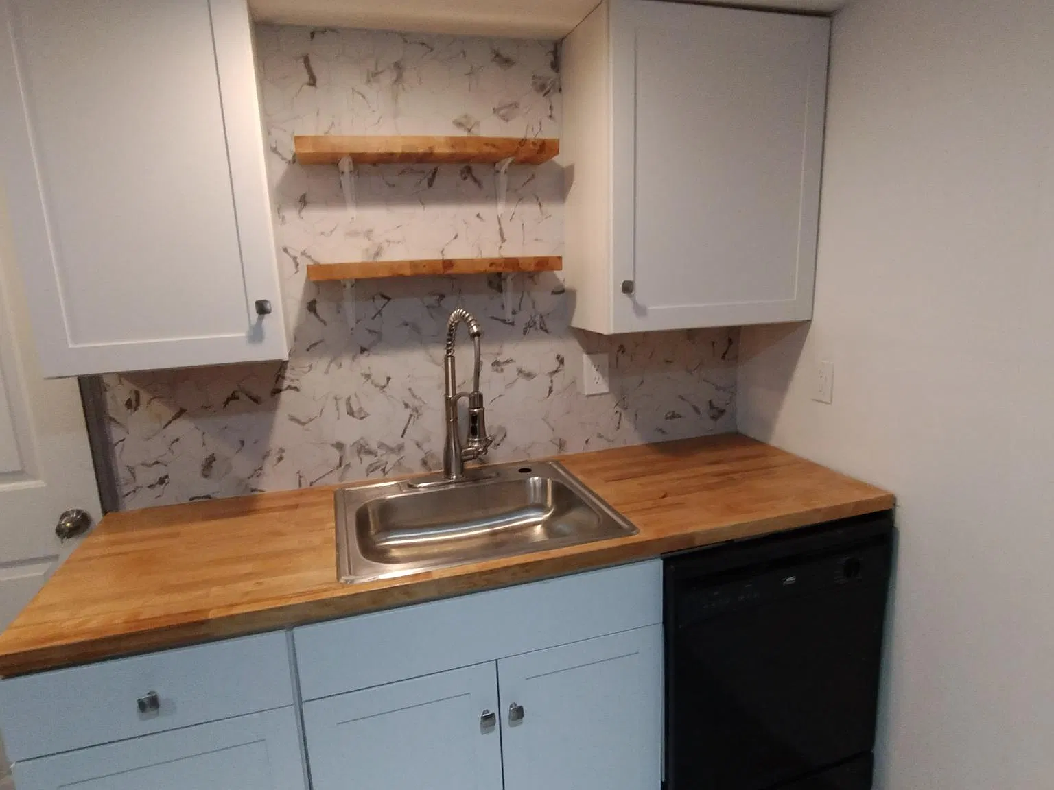 1 bed, 1022 sqft, $1,099 — Photo 3