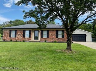 1025 Woodside Dr, Bardstown, KY 40004