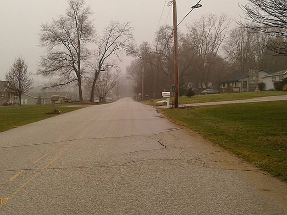 Exterior Neighborhood (street photo)