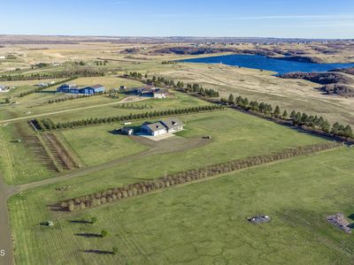 2440 Roberta Dr N, Mandan, ND, 58554