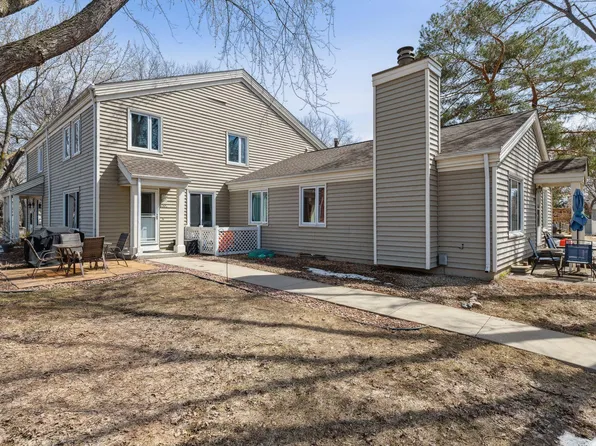 7302 Landau Dr #35, Minneapolis, MN 55438