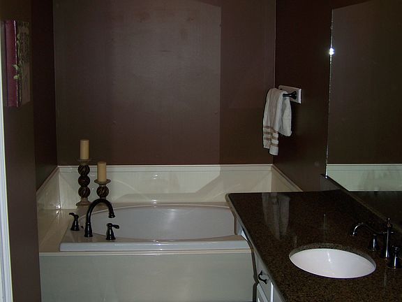 5th image of 5094 Bonin Dr