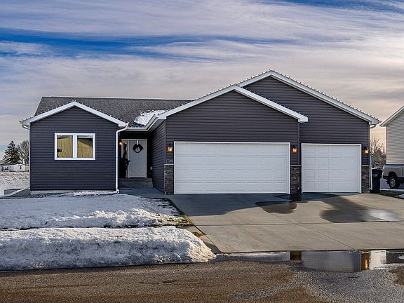 2nd image of 1308 Plains Bnd SE