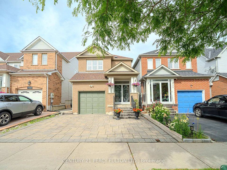 1st image of 157 Billingsley Cres