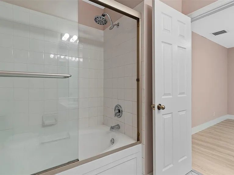 1186 SW 44th Ave #1186 — Photo 14