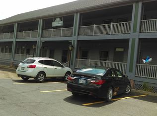 325 Clark St UNIT 2G, Utica, IL 61373