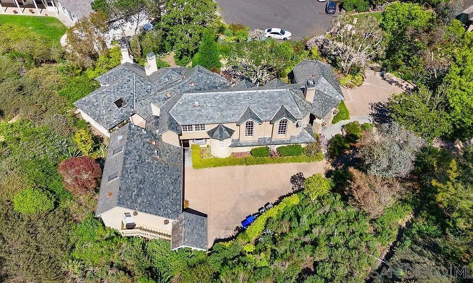 1st image of 14104 Dalia Dr