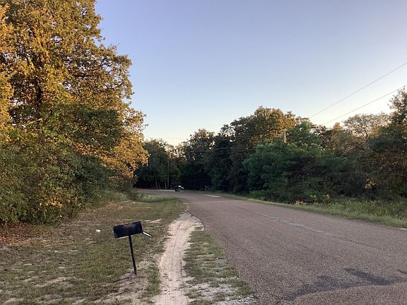 4th image of 591 Vz County Road 2914