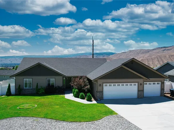812 Autumn Crest Drive, Wenatchee, WA 98801