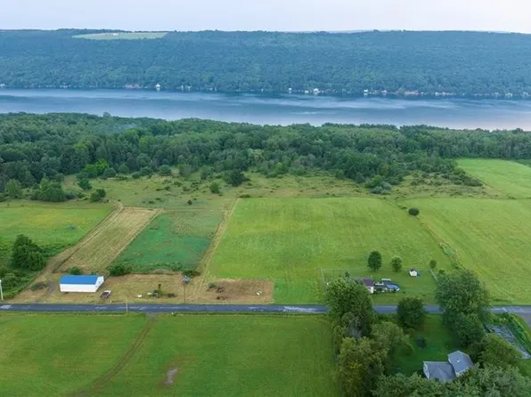 10682 Cross St #12, Hammondsport, NY 14840