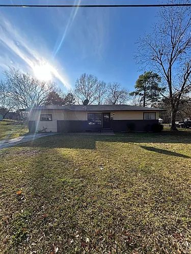 1105 Culverhouse St Photo 1