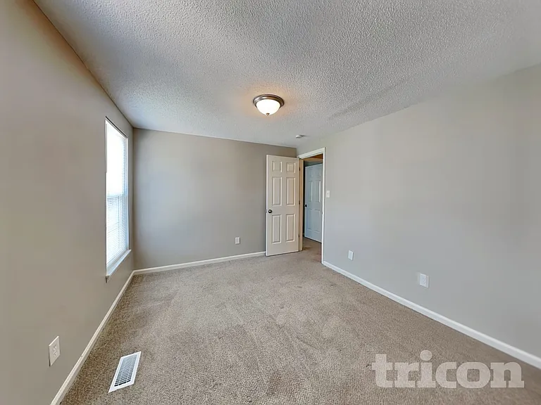 10733 Downpatrick Pl — Photo 11