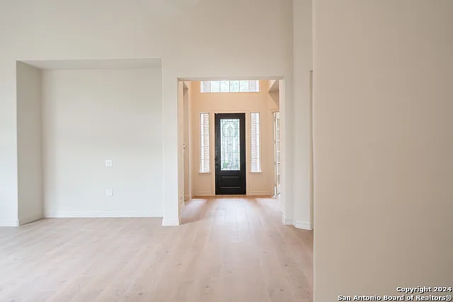 7523 Steeple Dr — Photo 11