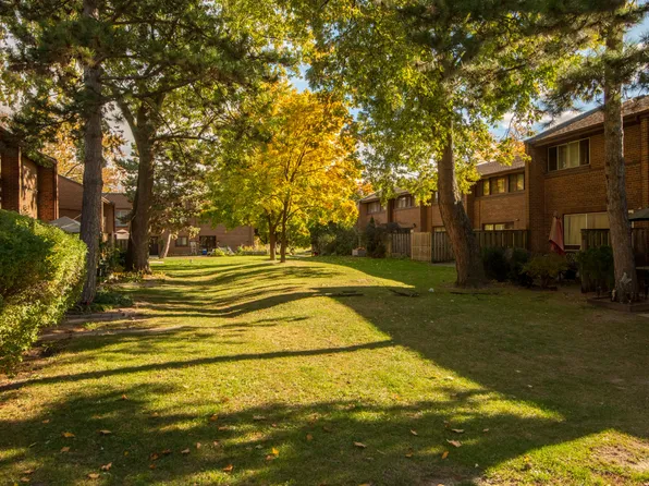 282 Silverstone Dr, Toronto, ON M9V 3J4