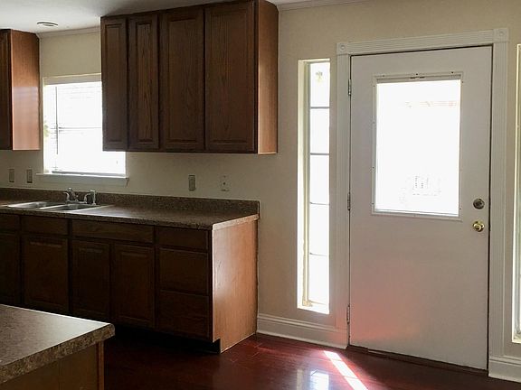 4th image of 3352 Trinidad Dr