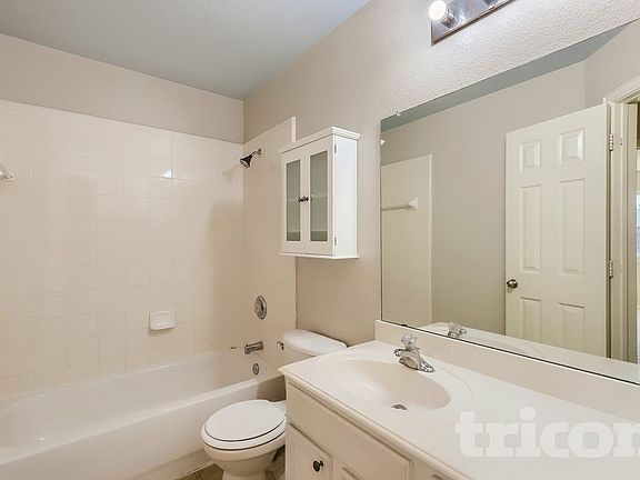 4th image of 412 Creekside Dr