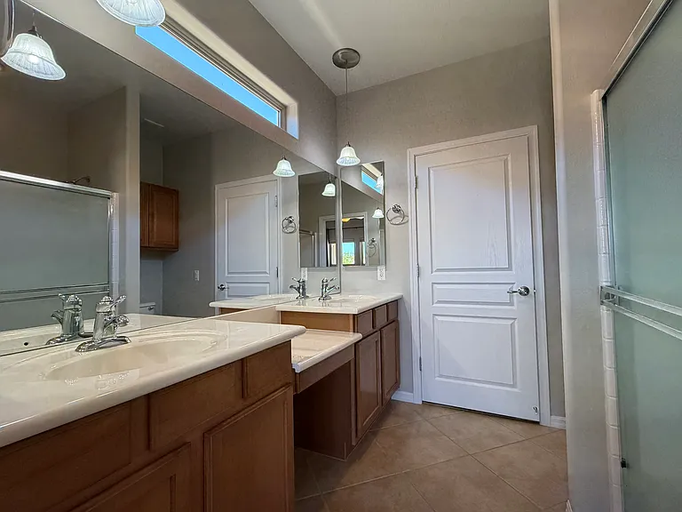 1072 Bunkhouse Ct — Photo 13