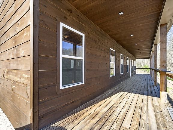 2nd image of 190 Park Dr Lot 2