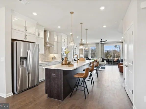 26451 Sir Jamie Ter, Damascus, MD 20872