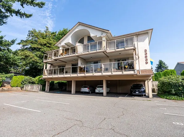 33839 Marshall Rd #201, Abbotsford, BC V2S 1L6