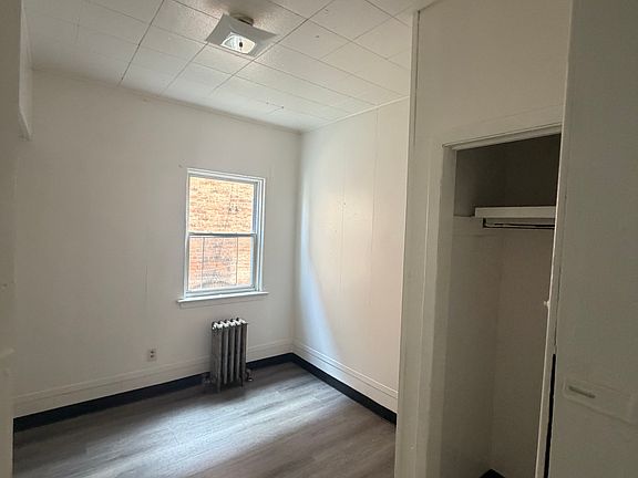 3rd image of 133 Westminster St APT 2