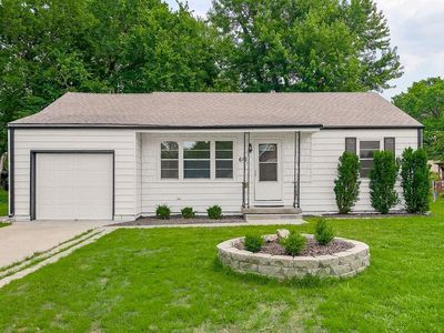616 S Lee Ave, Olathe, KS, 66061