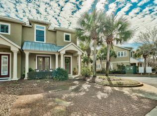 8 E Henry Ct #4, Pt Washington, FL 32459