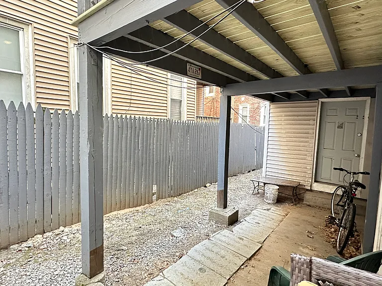 12 Wensley St #3R — Photo 36