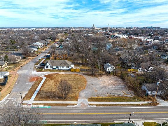5th image of 2522 N Shartel Ave Lot 1-3