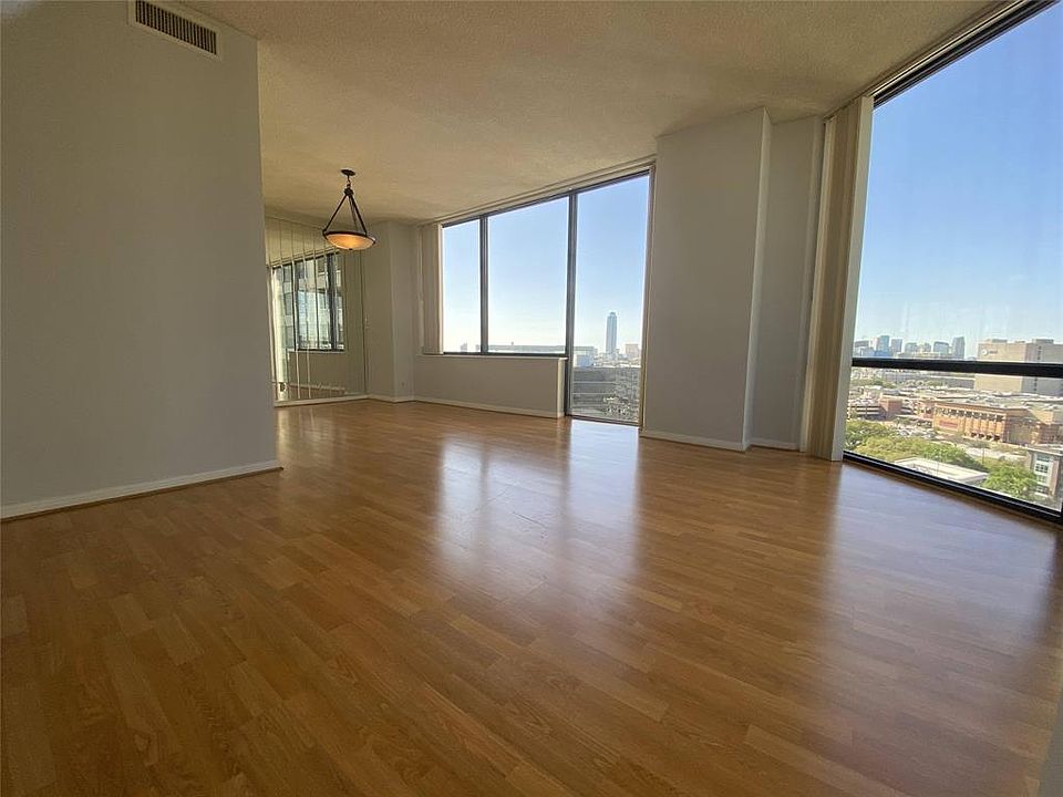 1st image of 15 Greenway Plz Unit 17E