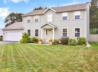 11 Ginger Trl, Coventry, RI 02816