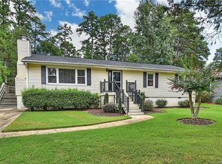 1053 Palmyra Dr, Tega Cay, SC 29708