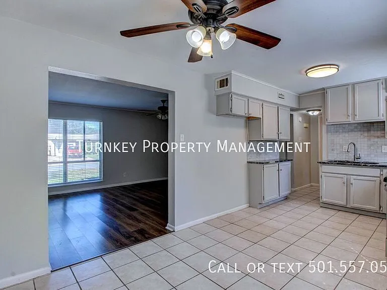 7 Fairbrook Dr — Photo 6