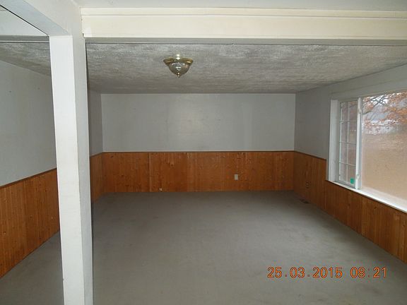 5th image of 1951 S Evergreen Dr