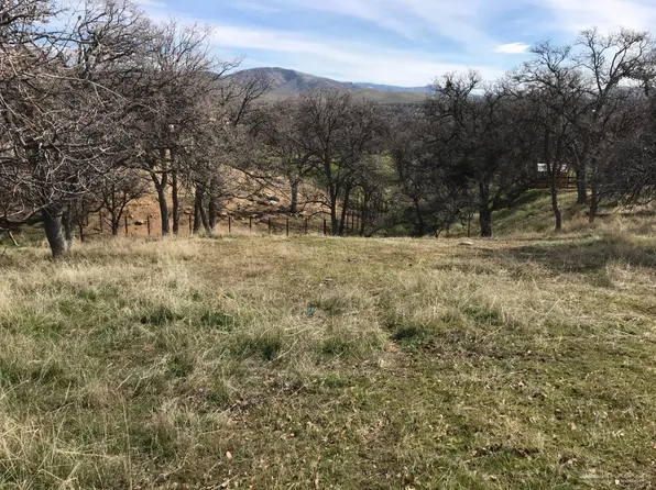 21401 Indian Wells Dr #389, Tehachapi, CA 93561