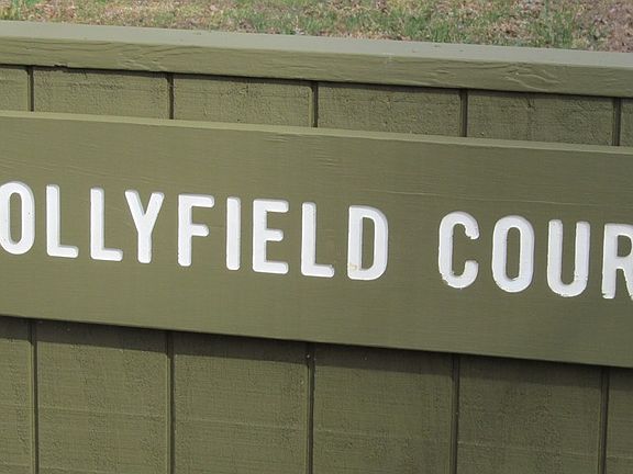 2nd image of 120 Hollyfield Ct