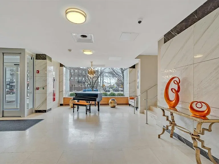500 Central Ave #314 — Photo 3