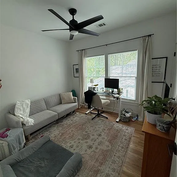 556 Seal Pl NE #B — Photo 17
