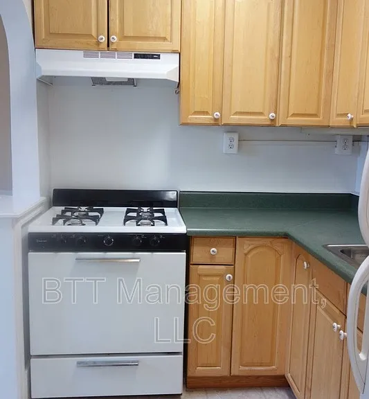 8105 Greenwood Ave #E — Photo 29
