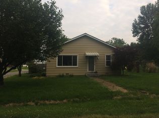 468 Church St, Livingston, IL