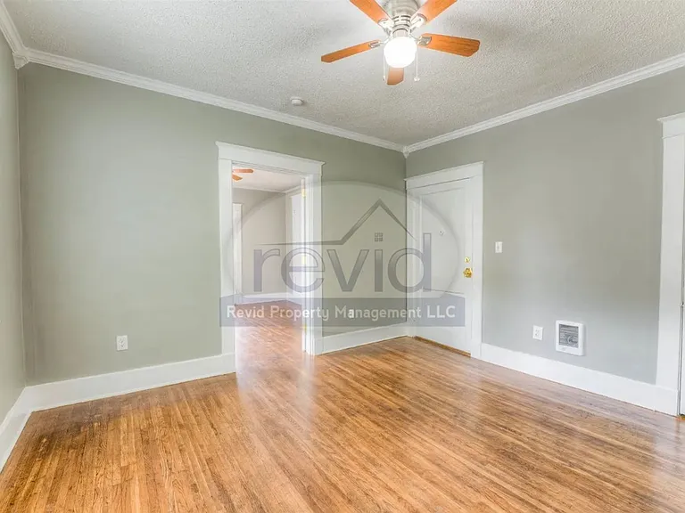 806 Maury St — Photo 13